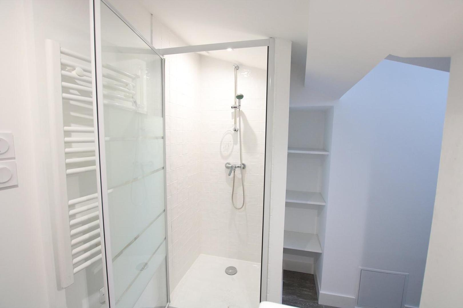 Guestready - Sunny Attic Apt Near Grand Theatre Bordeaux Eksteriør billede