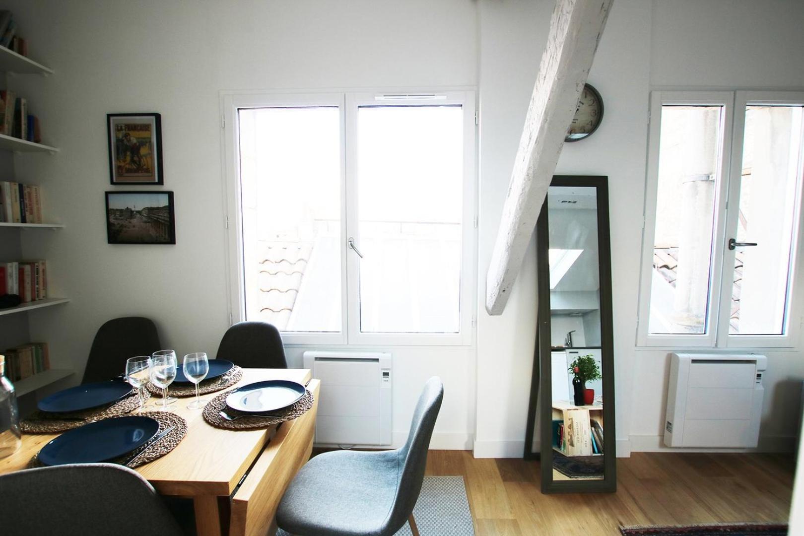 Guestready - Sunny Attic Apt Near Grand Theatre Bordeaux Eksteriør billede